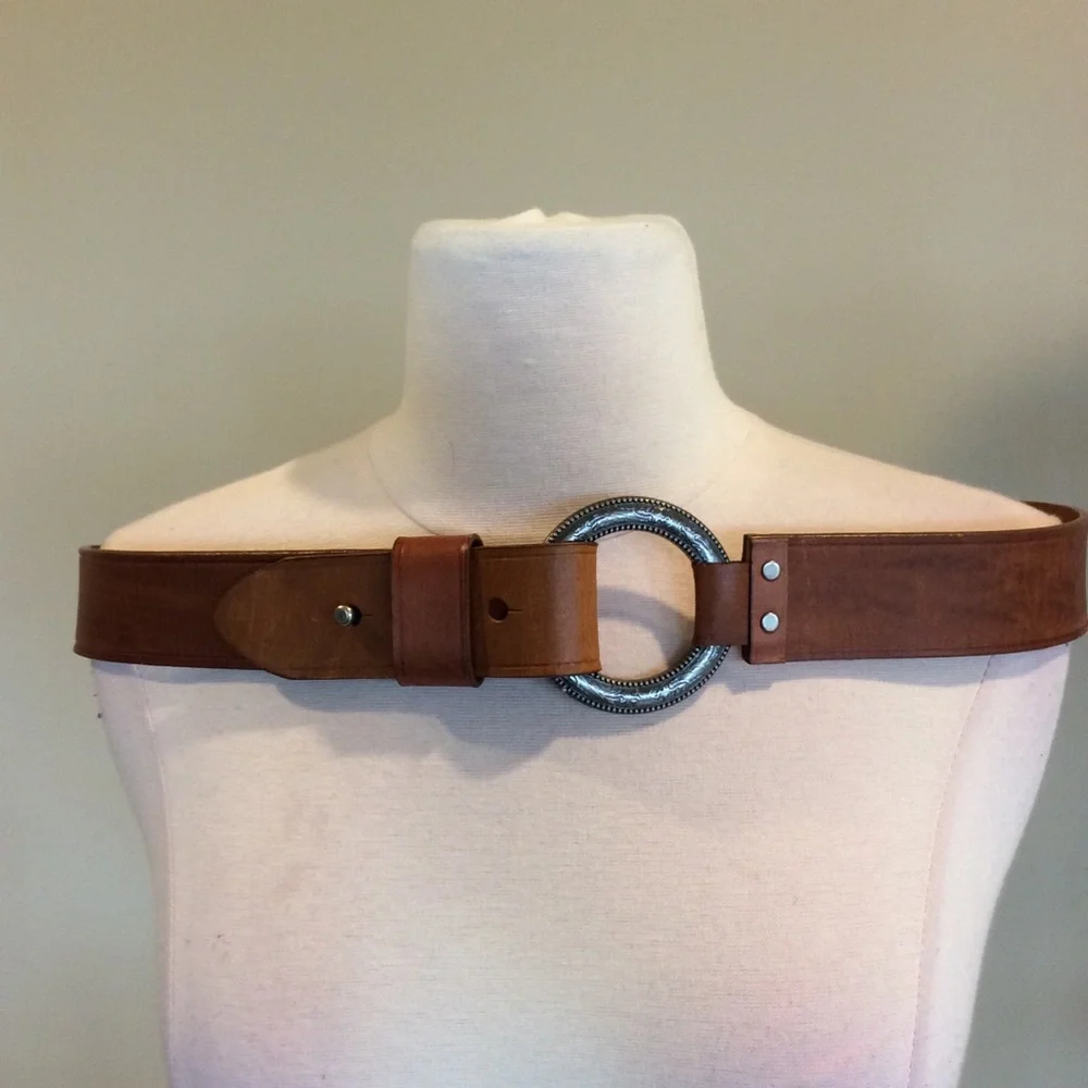 Nine West Brown Leather Belt with Decorative Silver Ring